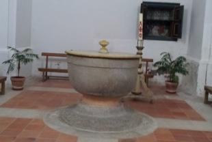 capilla bautismal de la parroquia